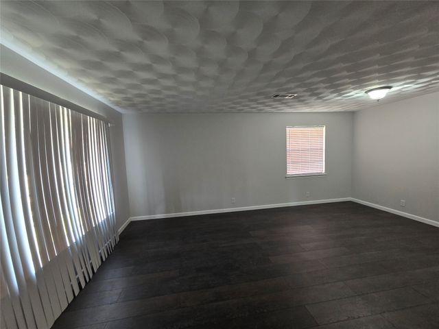 1623 Heather Glen Drive, Dallas, TX 75232