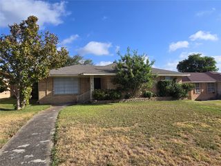 1623 Heather Glen Drive, Dallas, TX 75232