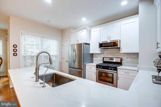5357 CRIMSON SKY CT, Centreville, VA 20120