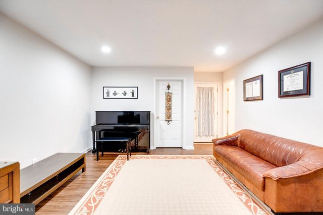 5357 CRIMSON SKY CT, Centreville, VA 20120