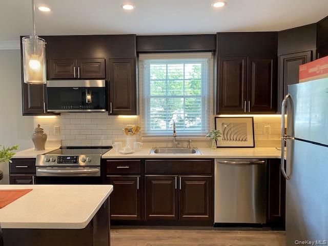 168 Fulton Street W306, Farmingdale, NY 11735
