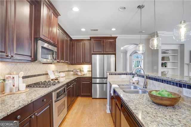 405 Causeway Court, Suwanee, GA 30024