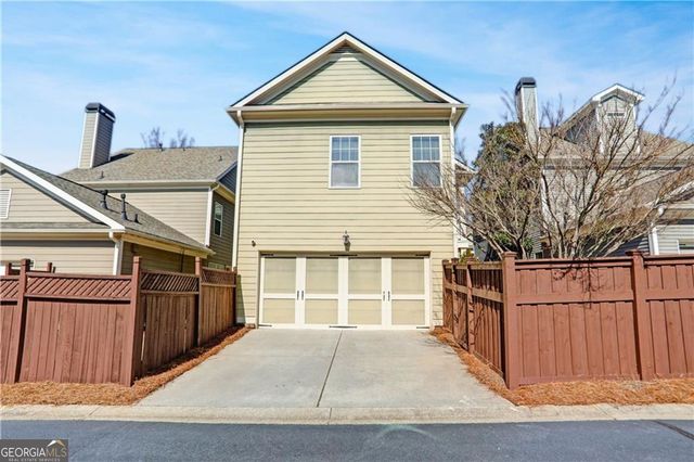 405 Causeway Court, Suwanee, GA 30024