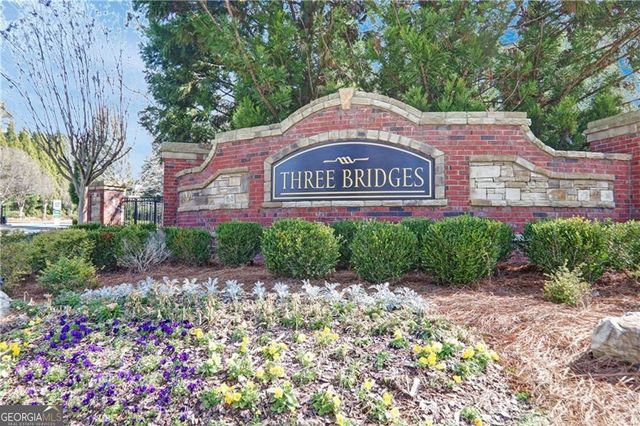 405 Causeway Court, Suwanee, GA 30024