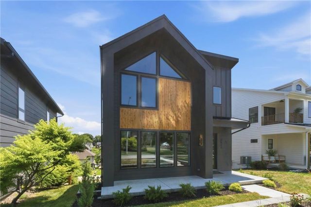 2517 Forest Avenue, Kansas City, MO 64108