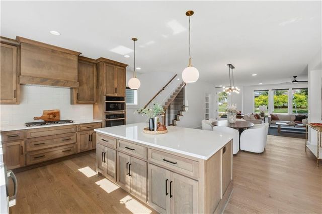 2517 Forest Avenue, Kansas City, MO 64108