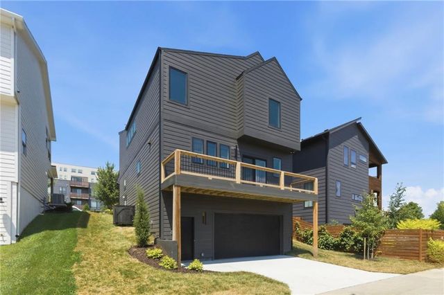 2517 Forest Avenue, Kansas City, MO 64108