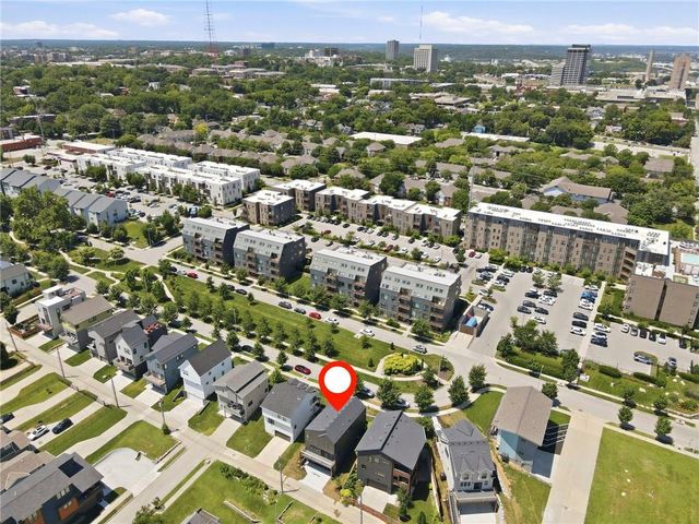 2517 Forest Avenue, Kansas City, MO 64108