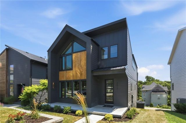 2517 Forest Avenue, Kansas City, MO 64108