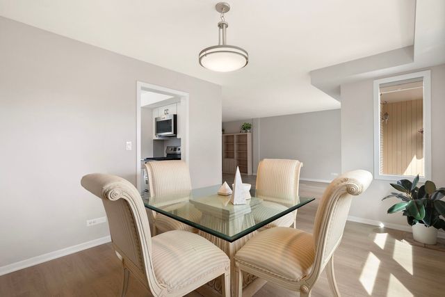 1535 Park Avenue 304, River Forest, IL 60305