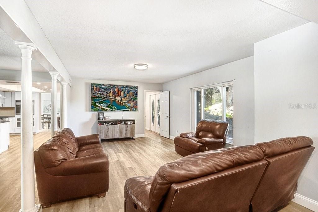 Image 21 of property listing at 1ST, Lutz, FL 33558