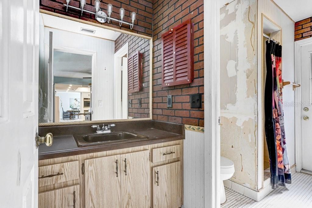 Image 35 of property listing at 1ST, Lutz, FL 33558