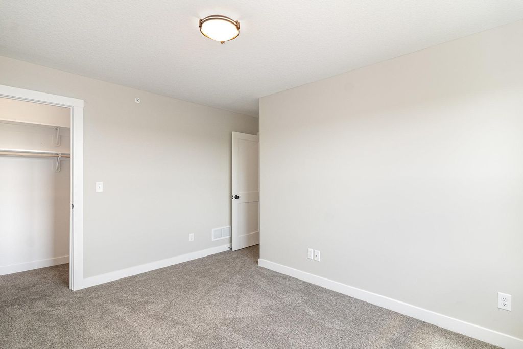 803 Viburnum Street, Belle Plaine, MN 56011 — photo 5