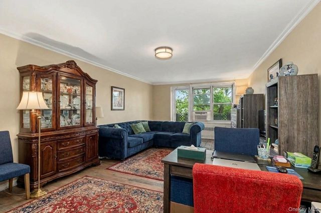 1304 Midland Avenue C48, Yonkers, NY 10704