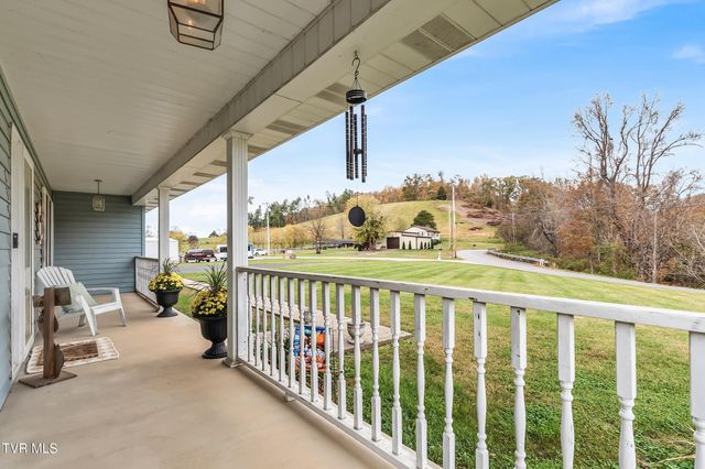 135 Minton Hollow Road, Elizabethton, TN 37643