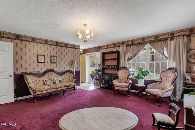 135 Minton Hollow Road, Elizabethton, TN 37643