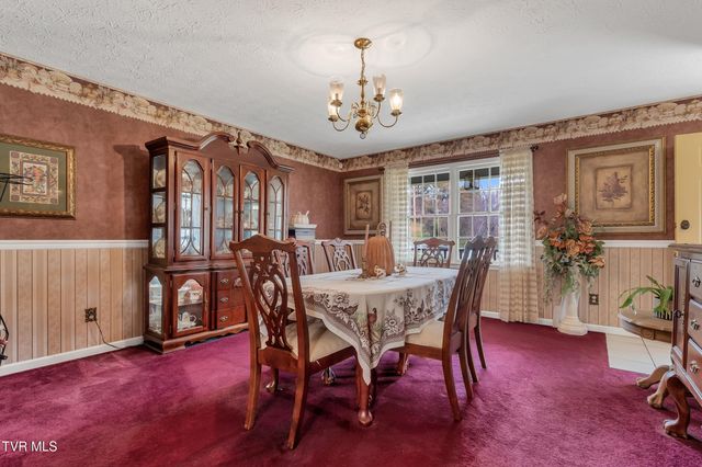 135 Minton Hollow Road, Elizabethton, TN 37643