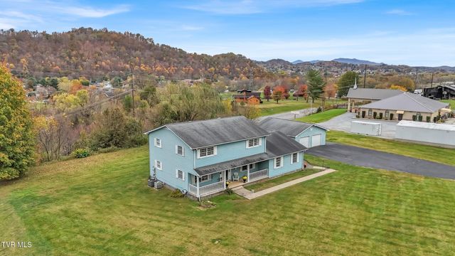 135 Minton Hollow Road, Elizabethton, TN 37643