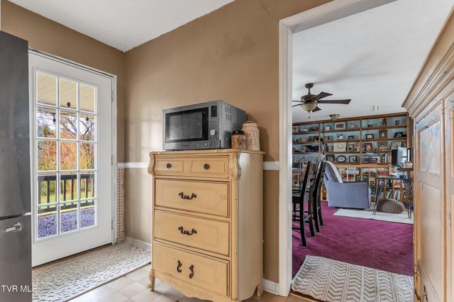135 Minton Hollow Road, Elizabethton, TN 37643