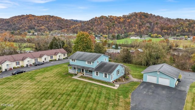 135 Minton Hollow Road, Elizabethton, TN 37643