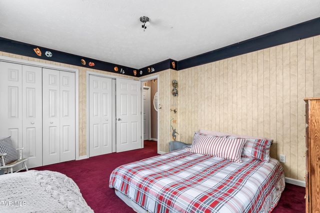 135 Minton Hollow Road, Elizabethton, TN 37643
