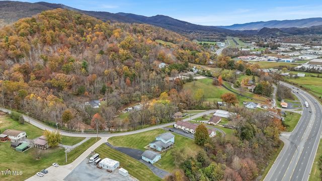 135 Minton Hollow Road, Elizabethton, TN 37643