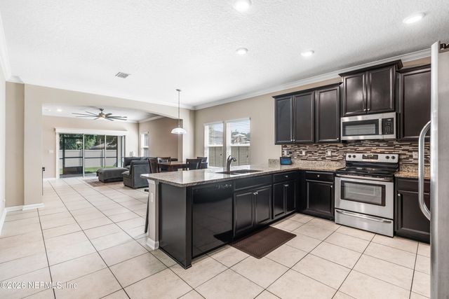 9803 ANSLEY LAKE Drive, Jacksonville, FL 32222