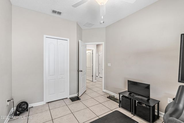 9803 ANSLEY LAKE Drive, Jacksonville, FL 32222