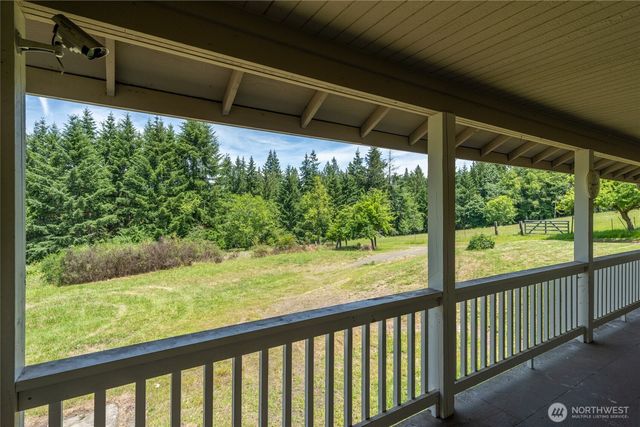 521 Bodine Rd, Kelso, WA 98626