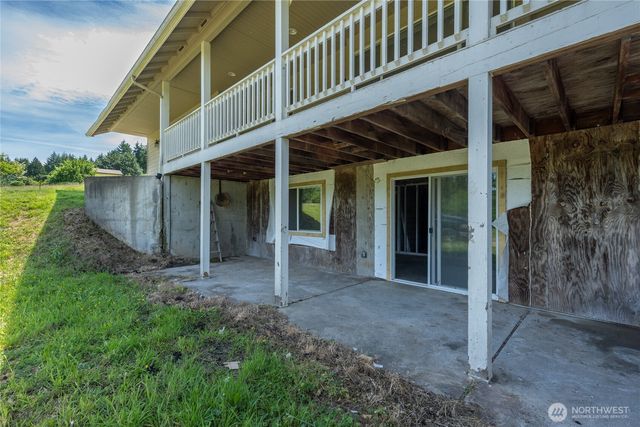 521 Bodine Rd, Kelso, WA 98626