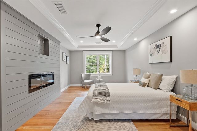 15-2 Park Street, North Reading, MA 01864