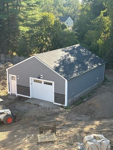 15-2 Park Street, North Reading, MA 01864