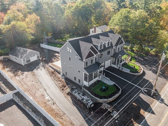 15-2 Park Street, North Reading, MA 01864