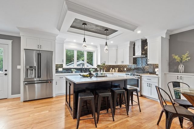 15-2 Park Street, North Reading, MA 01864