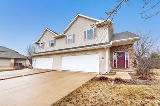 715 EDGE POINT COURT, De Pere, WI 54115