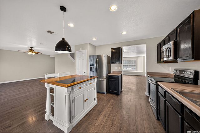 11067 Armor Arch, San Antonio, TX 78254