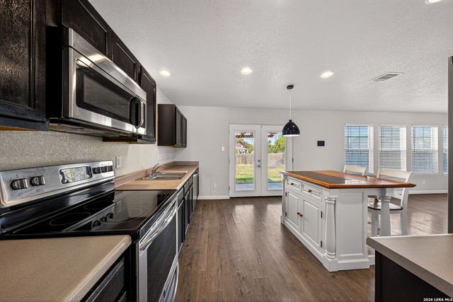 11067 Armor Arch, San Antonio, TX 78254