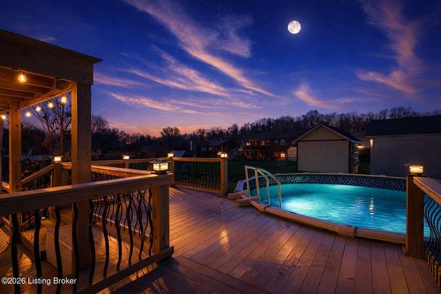 9020 Wooddale Dr, Louisville, KY 40272