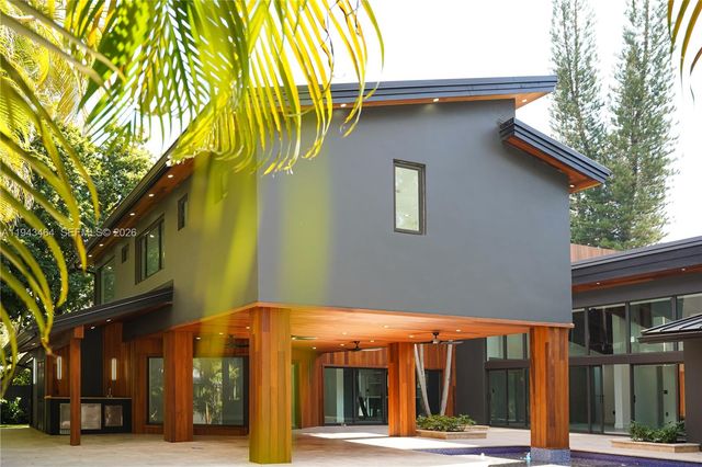 7765 SW 57th Ter, Miami, FL 33143