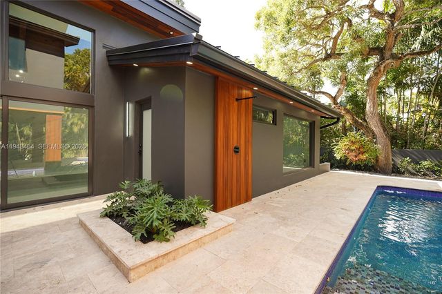 7765 SW 57th Ter, Miami, FL 33143