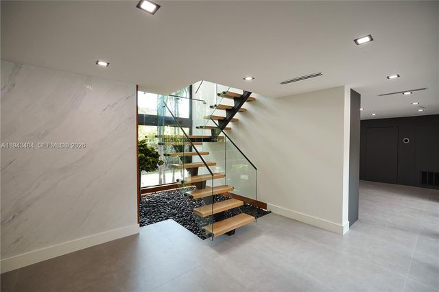 7765 SW 57th Ter, Miami, FL 33143