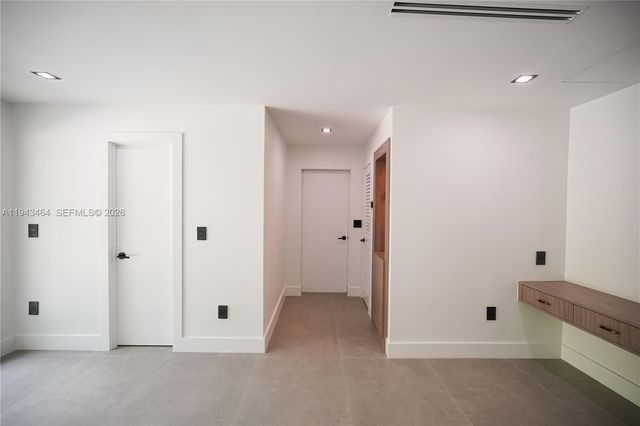 7765 SW 57th Ter, Miami, FL 33143