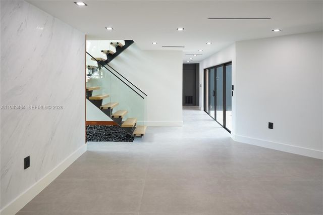 7765 SW 57th Ter, Miami, FL 33143