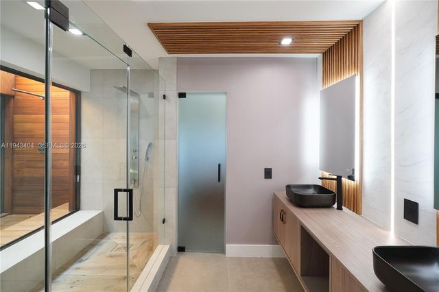 7765 SW 57th Ter, Miami, FL 33143