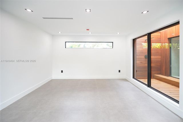 7765 SW 57th Ter, Miami, FL 33143