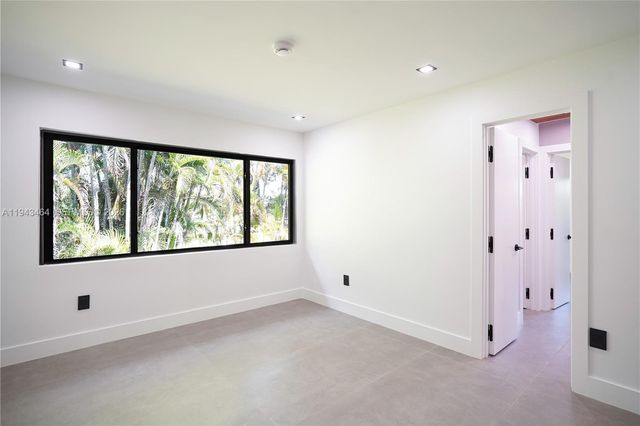 7765 SW 57th Ter, Miami, FL 33143