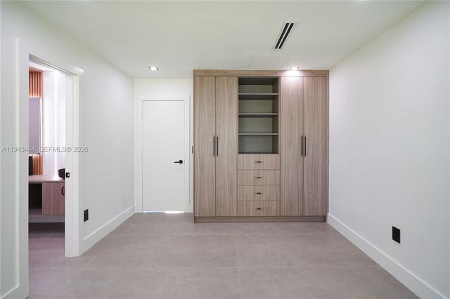 7765 SW 57th Ter, Miami, FL 33143