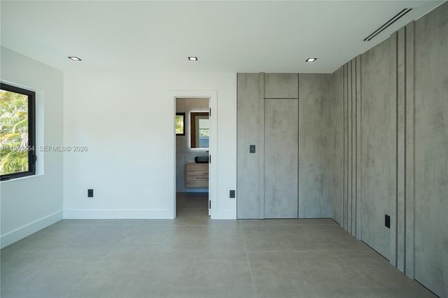 7765 SW 57th Ter, Miami, FL 33143