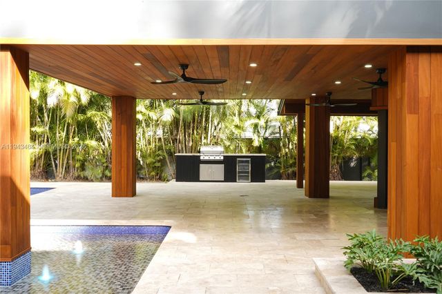 7765 SW 57th Ter, Miami, FL 33143