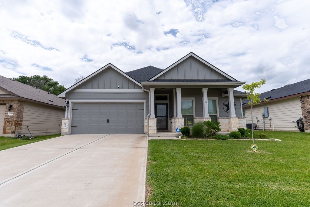 1947 Thorndyke Lane, Bryan, TX 77807 — photo 2